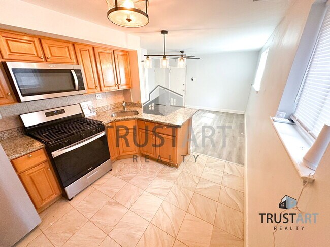 Building Photo - 9712 Bustleton Ave