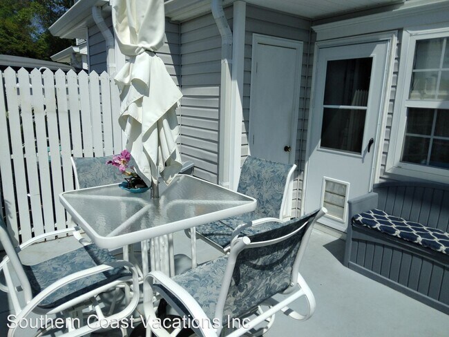 Building Photo - 2 br, 2.5 bath House - 103 Barnwell Street...