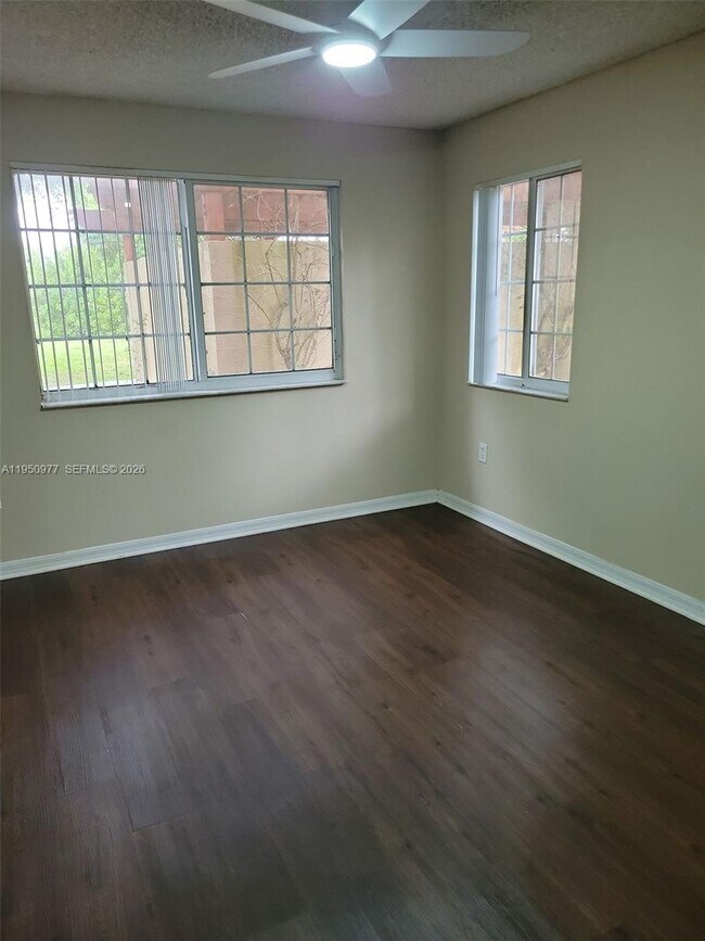 Building Photo - 4151 N Haverhill Rd