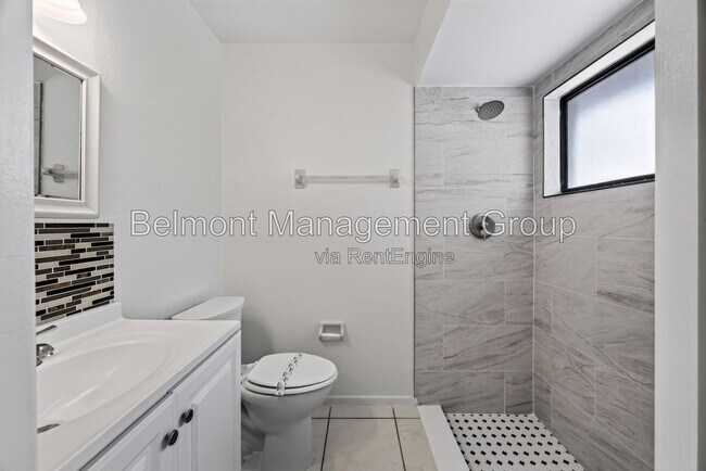 Building Photo - 7690 Timber River Cir