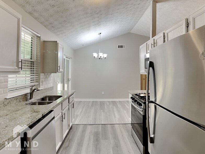 Building Photo - 264 Fennel Wy SW