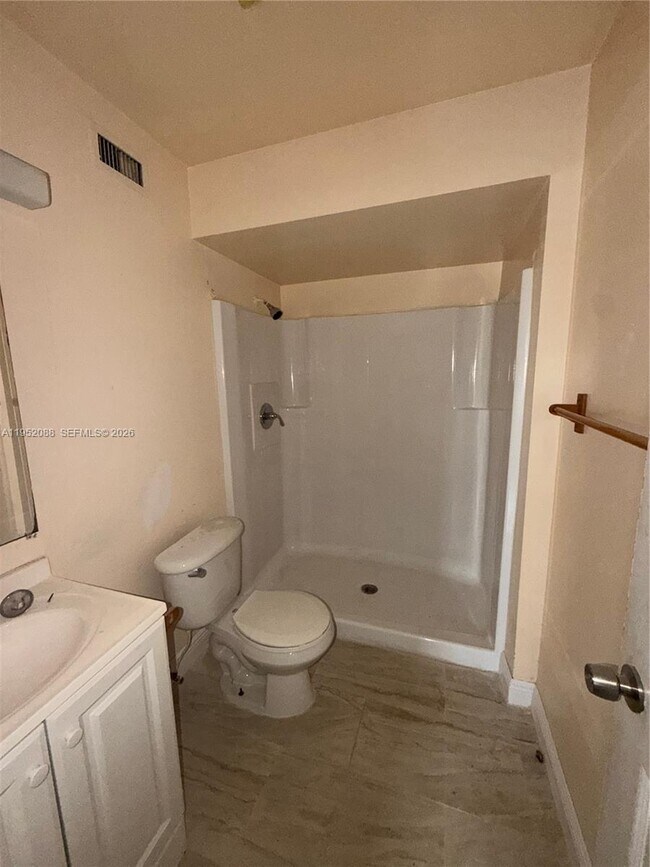 Building Photo - 7753 Tam Oshanter Blvd