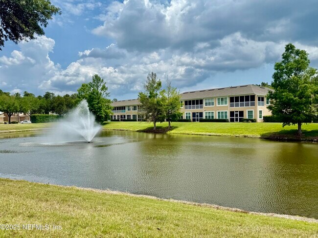 Building Photo - 8531 Little Swift Cir
