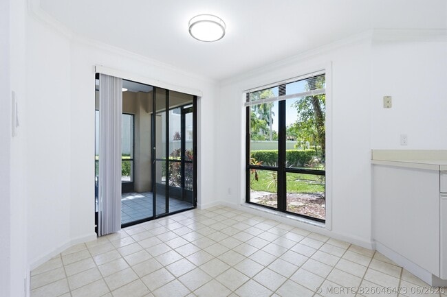 Building Photo - 101 Waterview Dr