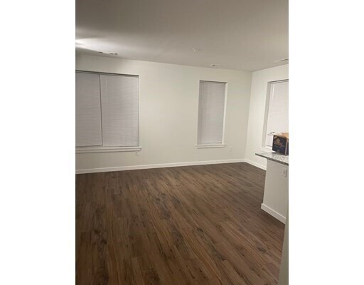 Building Photo - 200 Quarry Hill Dr