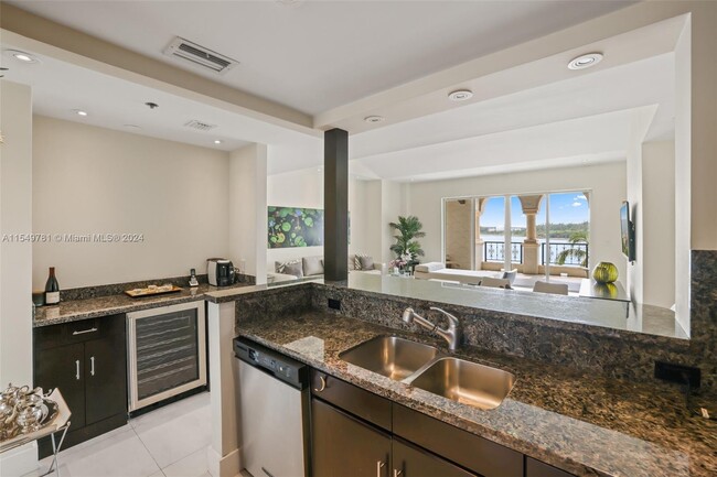 Building Photo - 2442 Fisher Island Dr