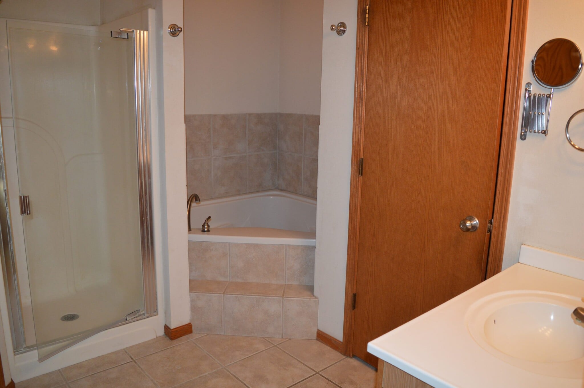 Building Photo - 4734 Bergamot Way
