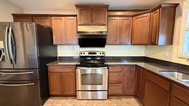 Building Photo - 7406 Rosedown Dr