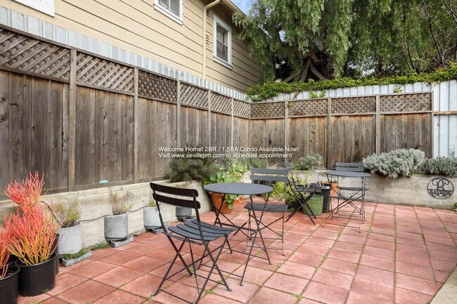 Building Photo - CHIC INDUSTRIAL 2BR/2BA CONDO Available Now!