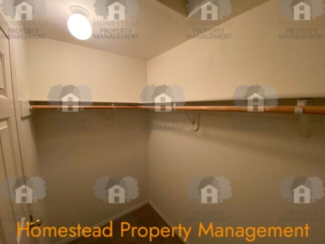 Building Photo - 164