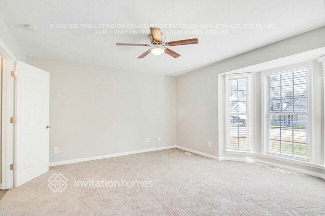 Building Photo - 201 Zircon Ln