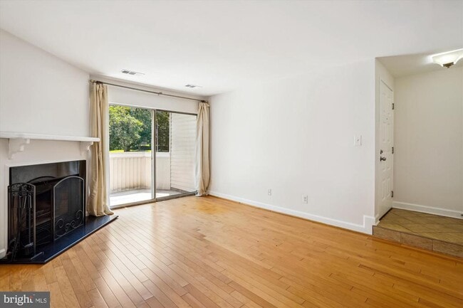 Building Photo - 18210 Chalet Dr
