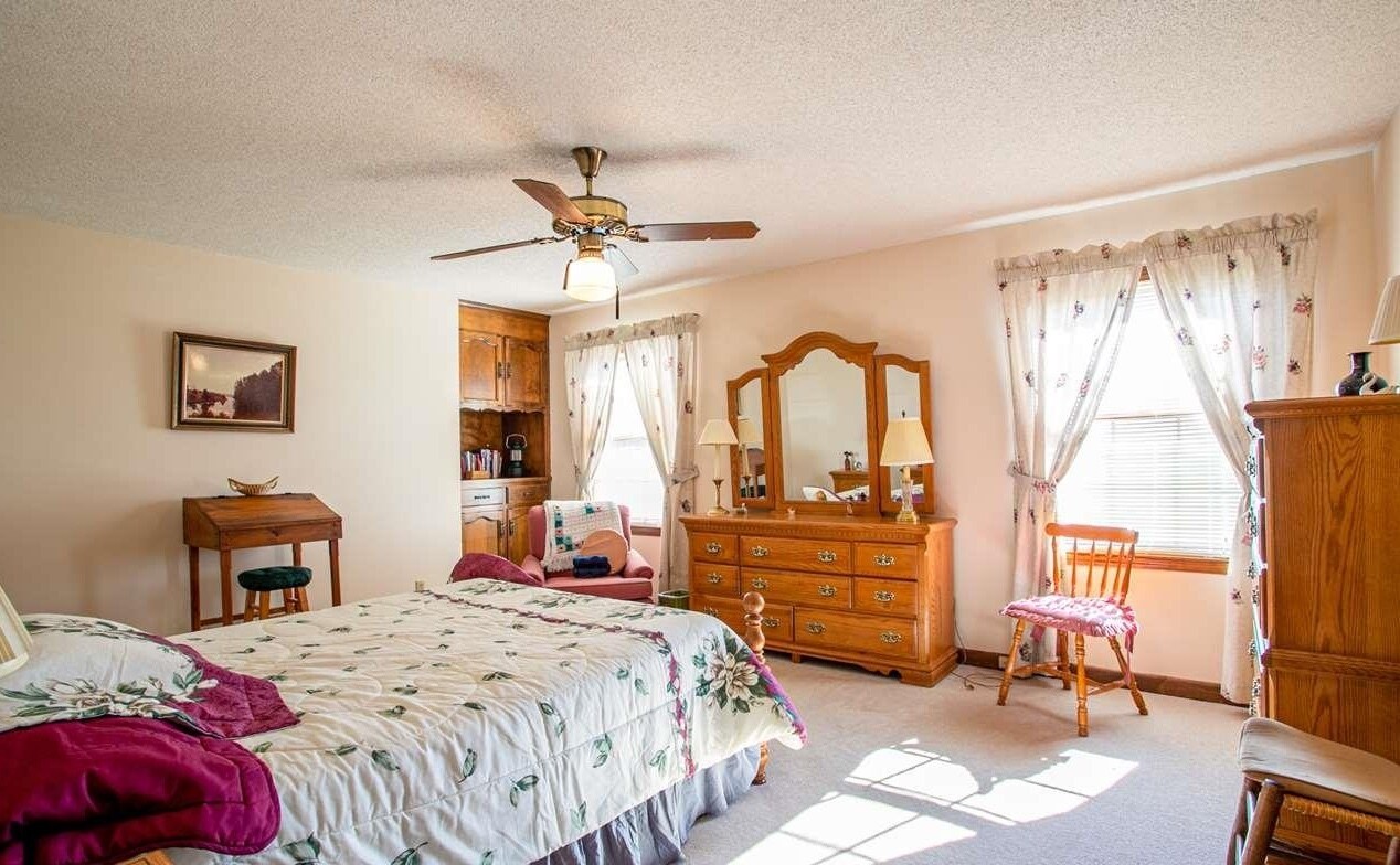 Building Photo - 404 Mount Vernon Rd