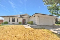 Building Photo - 691 Montana Ct N
