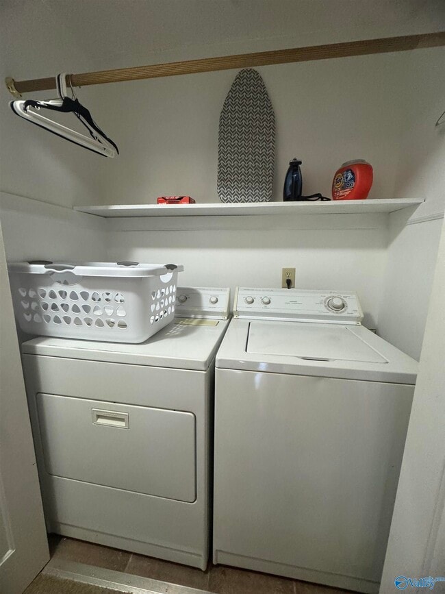 Building Photo - 6928 Steeplechase Dr NW