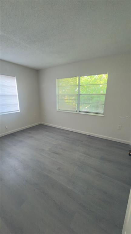 Building Photo - 1926 Honour Rd