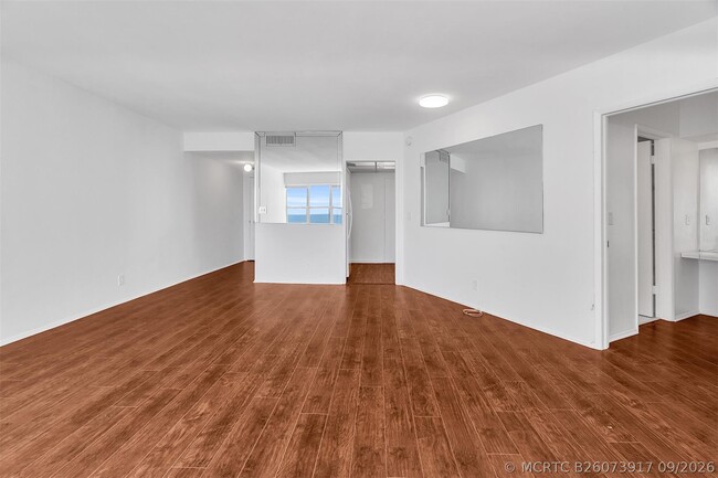Building Photo - 3700 Galt Ocean Dr
