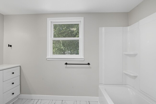 Building Photo - 259 Cossairt Ave