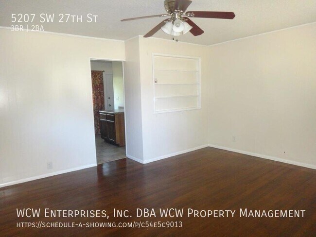 Building Photo - 5207 SW 27th St