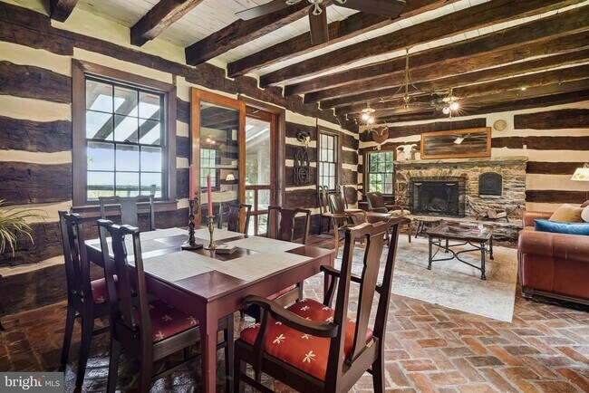 Building Photo - 18285 Foundry Rd