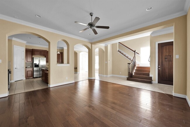 Building Photo - 14527 San Pietro Dr