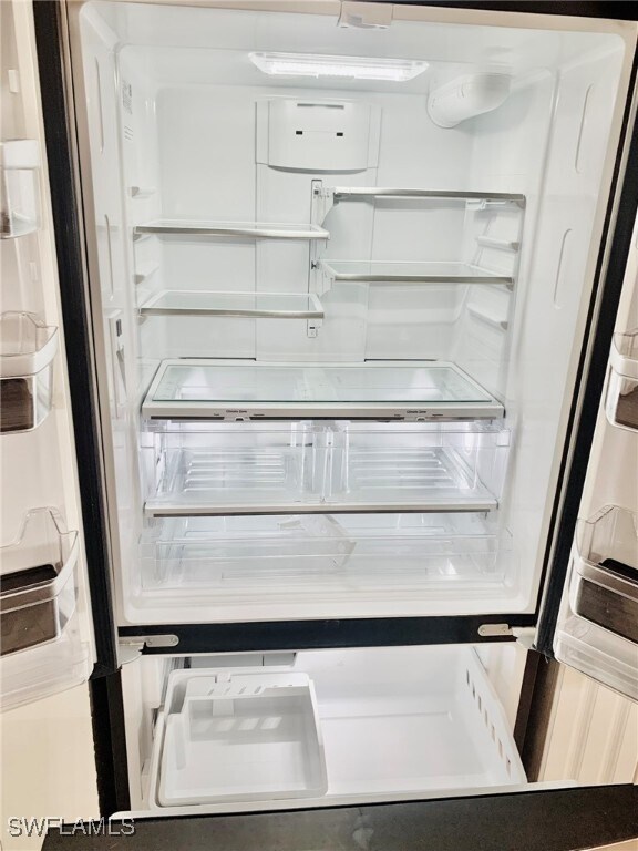 Building Photo - 826 Wiggins Pass Rd