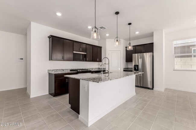 Building Photo - 37126 W Prado St