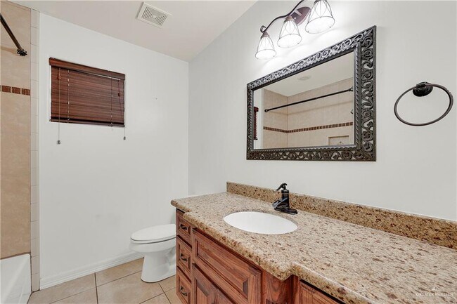 Building Photo - 2523 Yellow Rose Dr