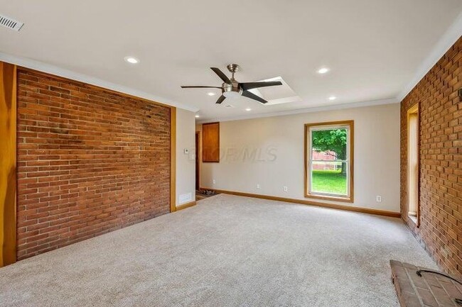 Building Photo - 3407 Bean-Oller Rd