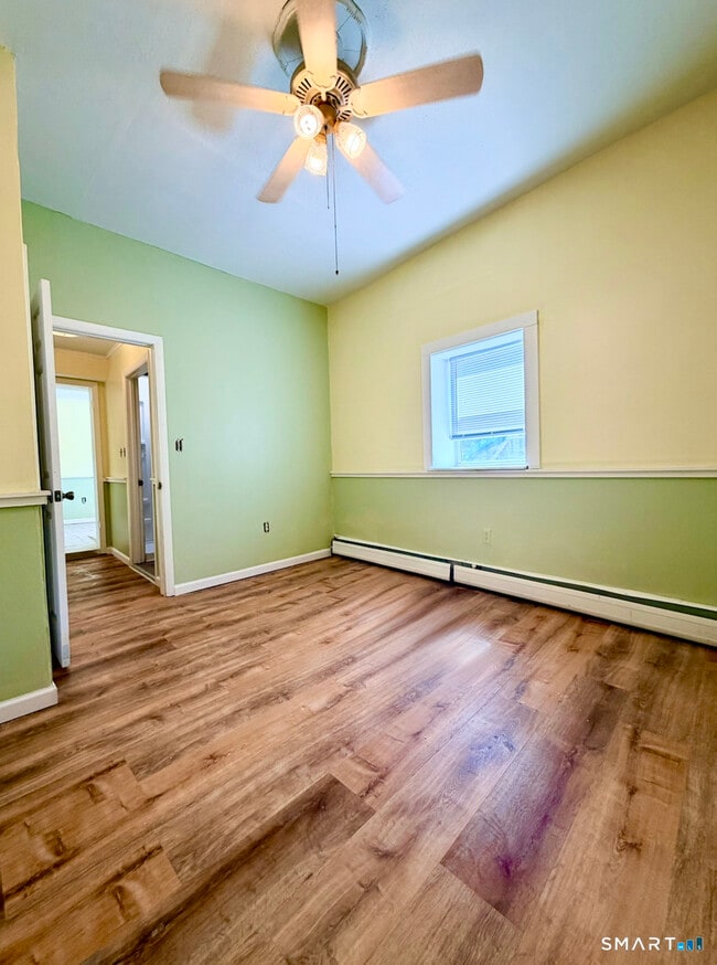 Building Photo - 125 Ward St