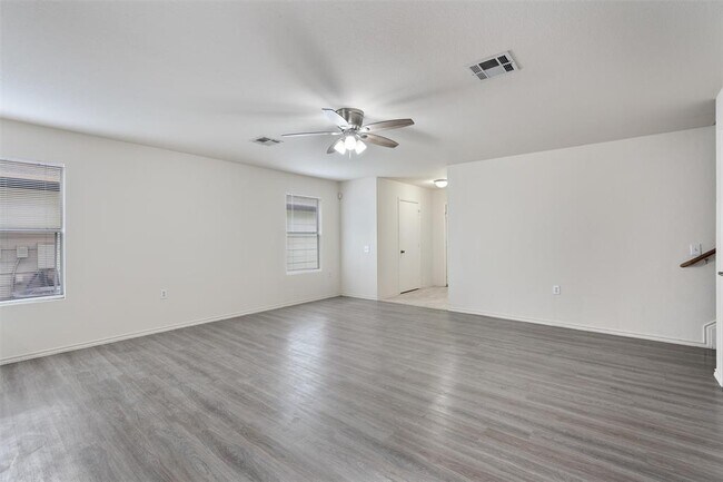 Building Photo - 7432 Cayenne Ln