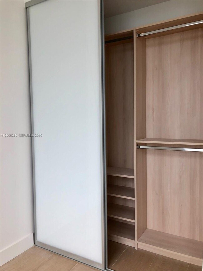 Building Photo - 2900 NE 7th Ave