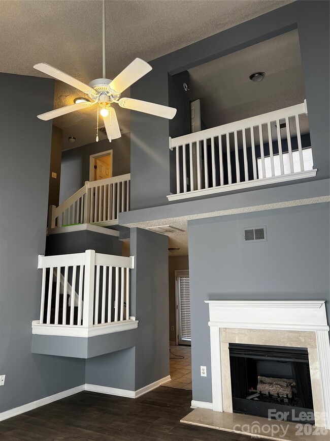 Building Photo - 7655 Petrea Ln