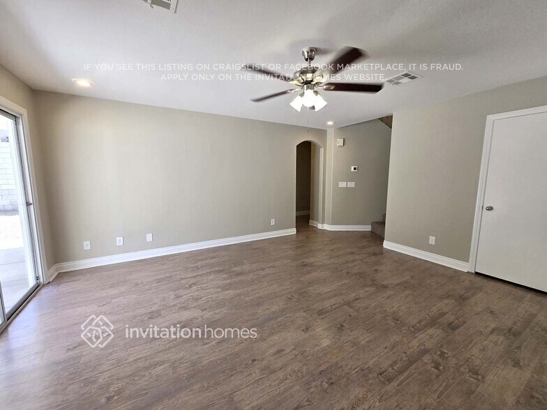 Building Photo - 8541 Honey Vine Ave