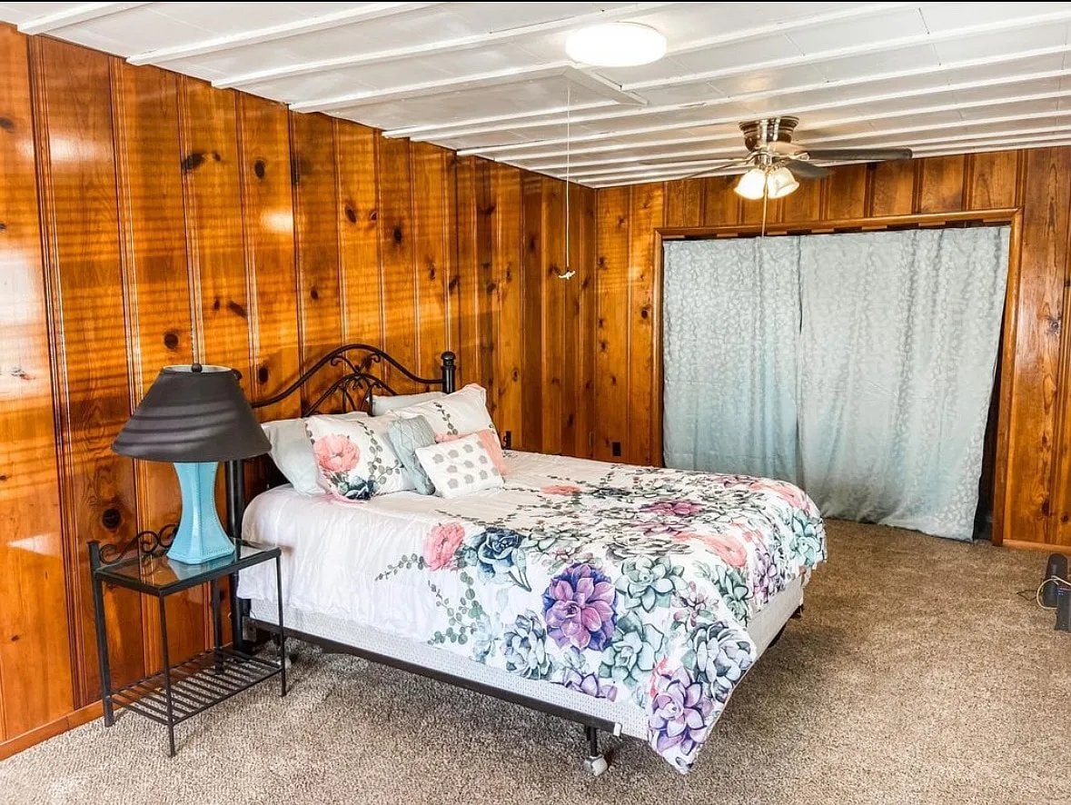 Building Photo - 713 Vest Dr