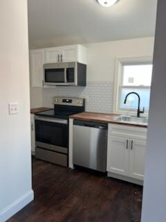 Building Photo - 14 Pearl St