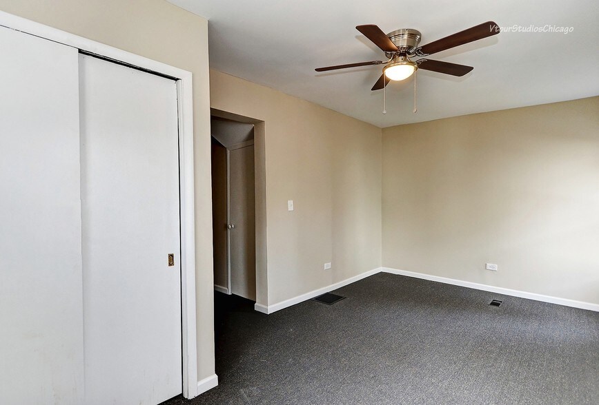 Master Suite - 524 Spring St