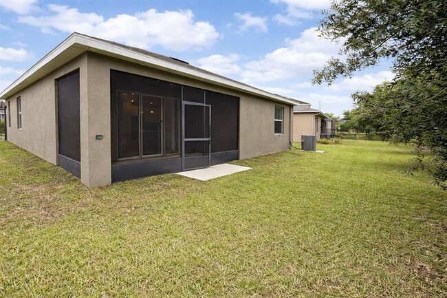 Building Photo - 3943 Cortland Dr