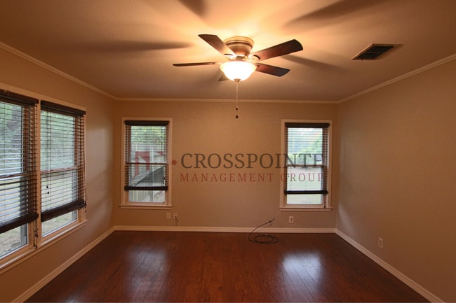 Building Photo - 2 Bedroom 1 Bath Single Family Home in Lindale ISD!