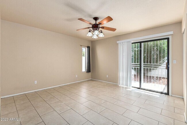 Building Photo - Gorgeous 2/2 bed/bath in North Phoenix by ...