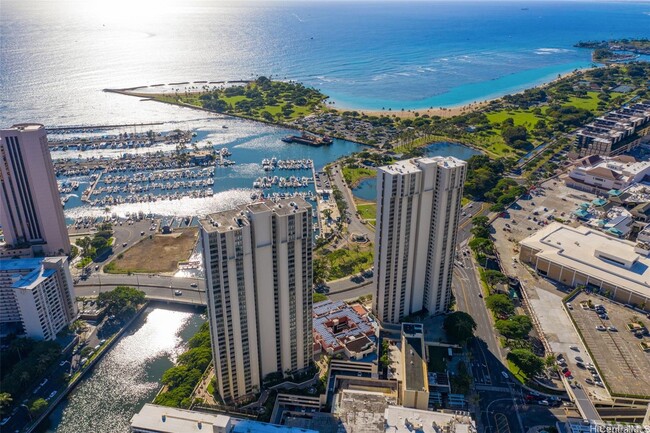 Building Photo - 1650 Ala Moana Blvd