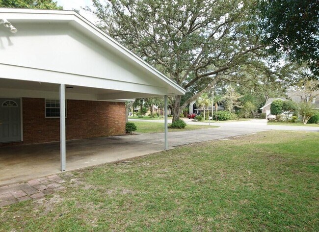 Building Photo - 315 Sudduth Cir NE