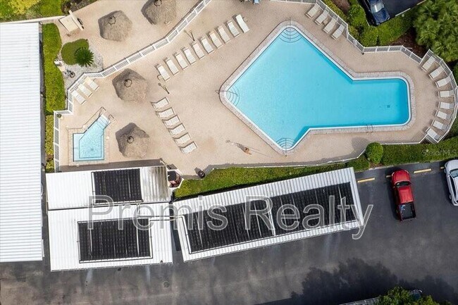 Building Photo - 900 Cove Cay Dr