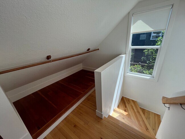 Building Photo - Custom Built 1Bd/ 1Ba home in Piedmont Neighborhood! ~ Skylight, Driveway Parking, Washer/Dryer! ...
