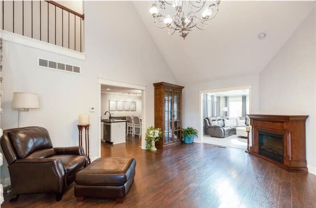 Building Photo - 15126 Glenwood