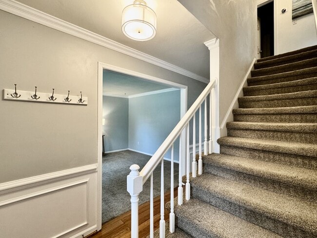 Building Photo - Ready NOW! A Spacious Home in Beautiful Pi...