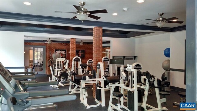 Building Photo - 767 Denali Way