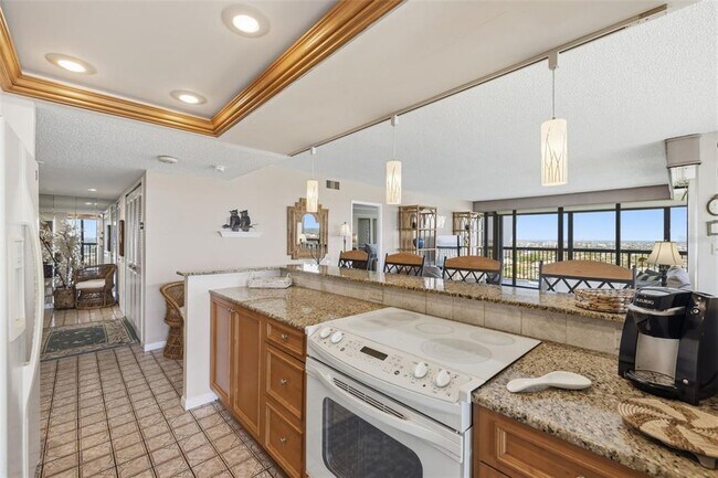 Building Photo - 9495 Blind Pass Rd