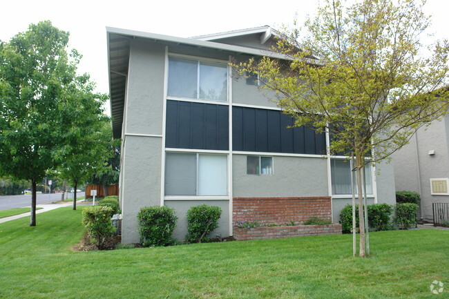 Building Photo - Saratoga Valley Apartment