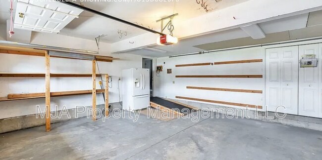 Building Photo - 5674 Magic Isle Ln